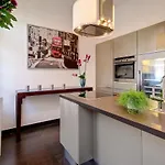 Central Apartments Apart Otel 4*