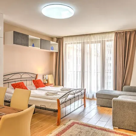 Central Apartments Hotel de apartamente 4*