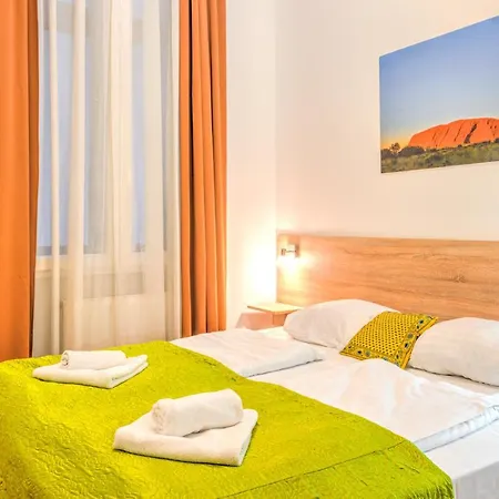 Central Apartments 4*