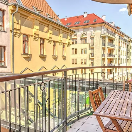 Central Apartments Apartmanhotel