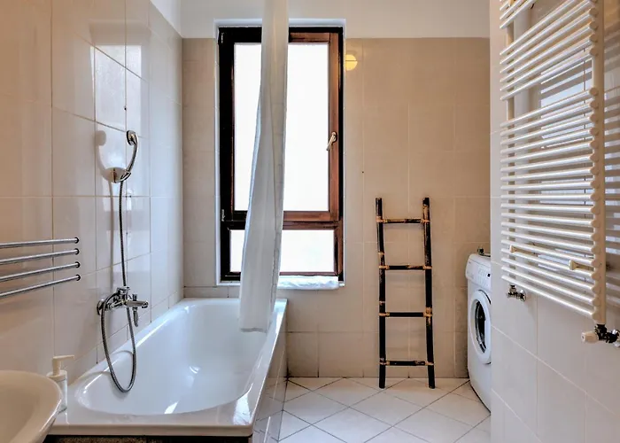 Aparthotel Central Apartments 4*