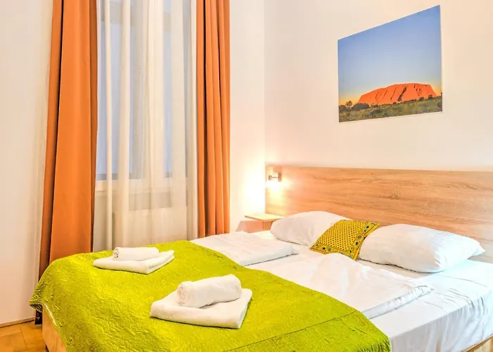 Central Apartments 4*