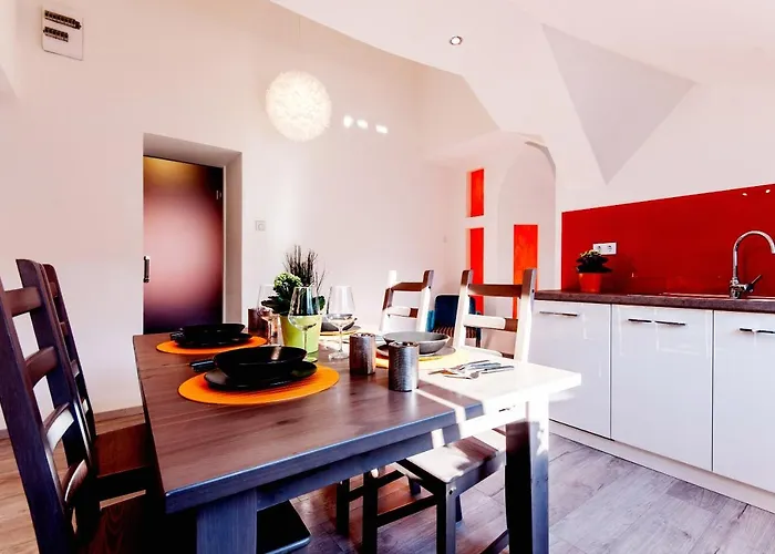 Central Apartments Aparthotel 4*